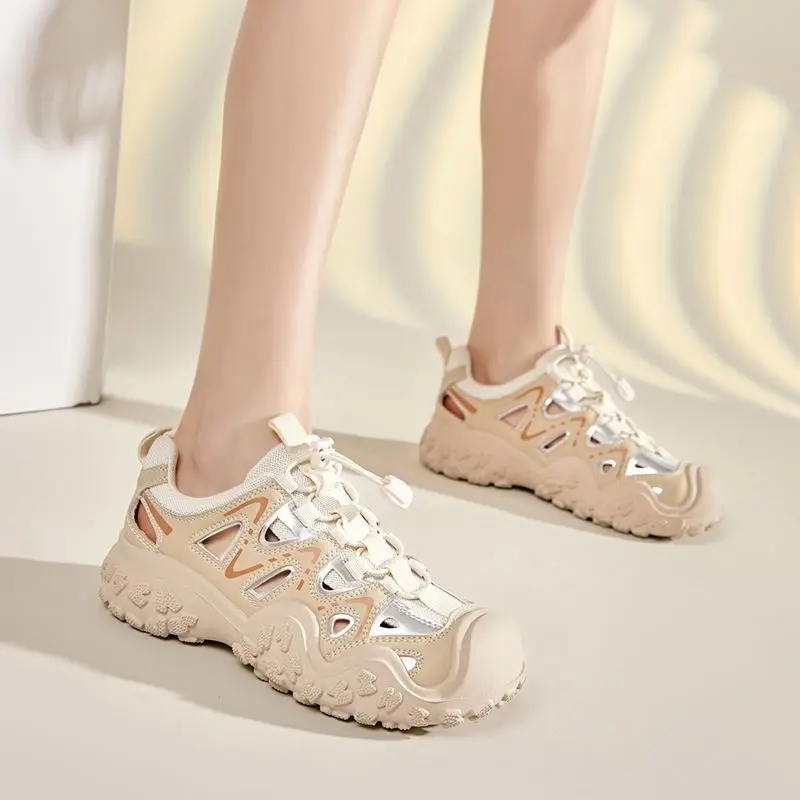 Women'S Fashion Trends Summer 2025 - Chaussures de sport creuses pour femmes