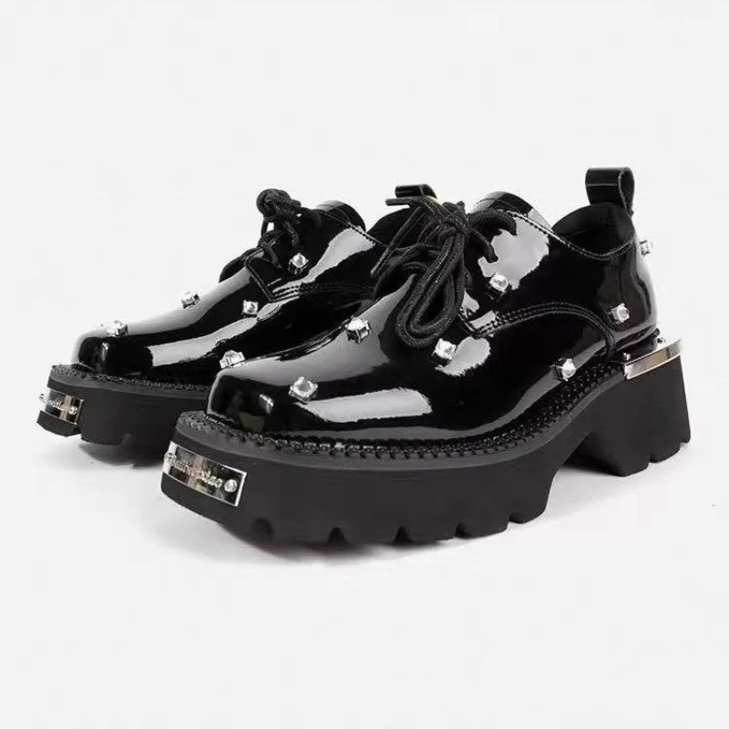 Mocassins à plateforme en cris - Women'S Fashion Trends Summer 2025 avis et prix