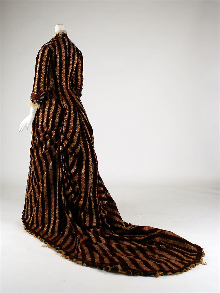 Robe de jour victorienne et éd - Women'S Fashion Victorian Era avis et prix
