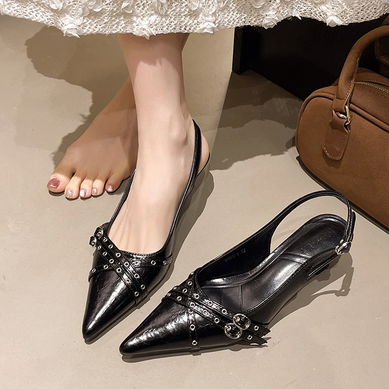 Sandales à bout pointu pour fe - Women'S Fashion Trends Summer 2025 avis et prix