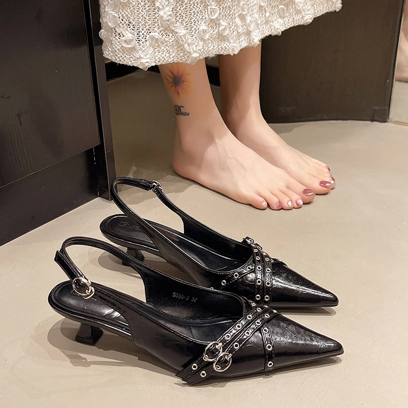 Sandales à bout pointu pour fe - Women'S Fashion Trends Summer 2025 avis et prix