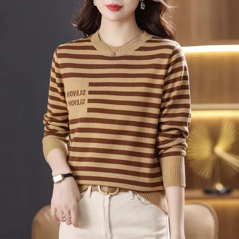 Pull en tricot ample à col ron - Women'S Fashion Trends Fall 2025 avis et prix