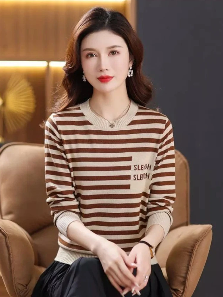 Pull en tricot ample à col ron - Women'S Fashion Trends Fall 2025 avis et prix